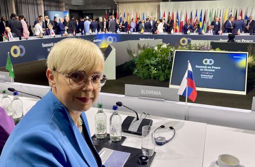 Pirc Musarjeva: Samo Ukrajina lahko odloči