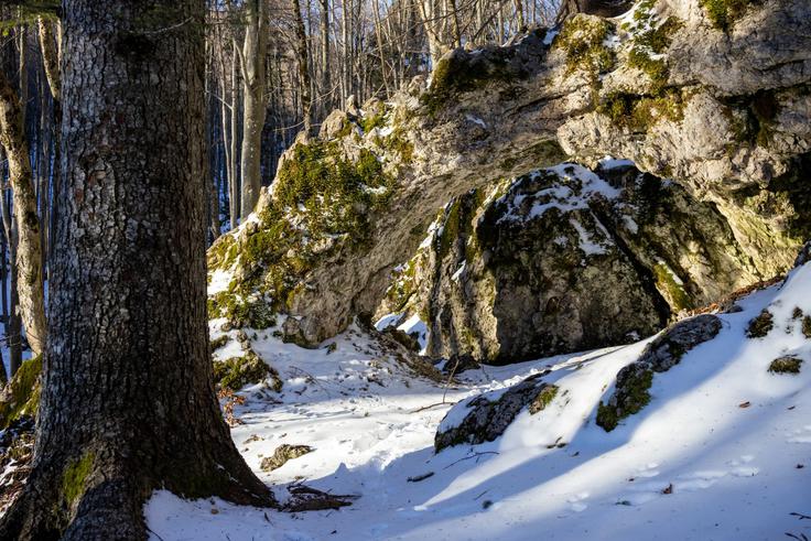 Naravno okno Most ob poti na Čaven | Foto: Matej Podgoršek