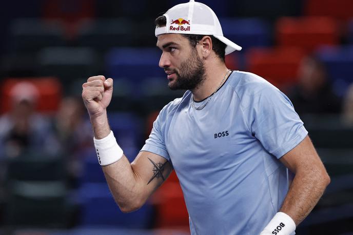 Matteo Berrettini | Matteo Berrettini je na Dunaju po treh nizih izločil Američana Francesa Tiafoeja. | Foto Reuters