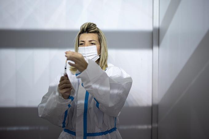 Cepljenje proti covid-19 v Srbiji | Foto: Reuters