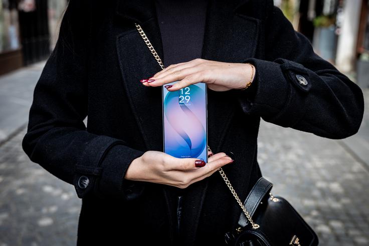 Za programsko varnost skrbi sedem let varnostnih posodobitev in nadgradenj, kar jamči, da iz tega vidika novi Samsung Galaxy S26 Ultra ne bo zlahka zastarel. | Foto: Gaja Hanuna