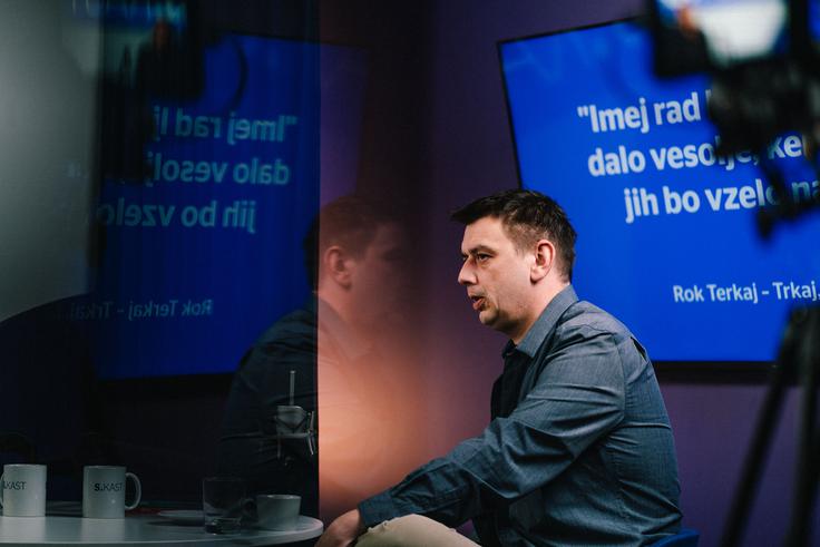 Diplomiral je iz teologije in vera je še danes pomemben del njegovega življenja. | Foto: Jan Lukanović