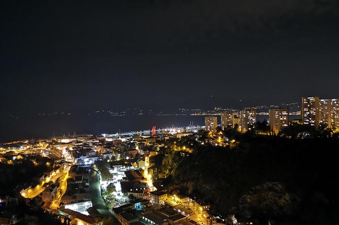 Huawei Mate 20 Pro, posneto z, nočni način, Rijeka | Foto Srdjan Cvjetović