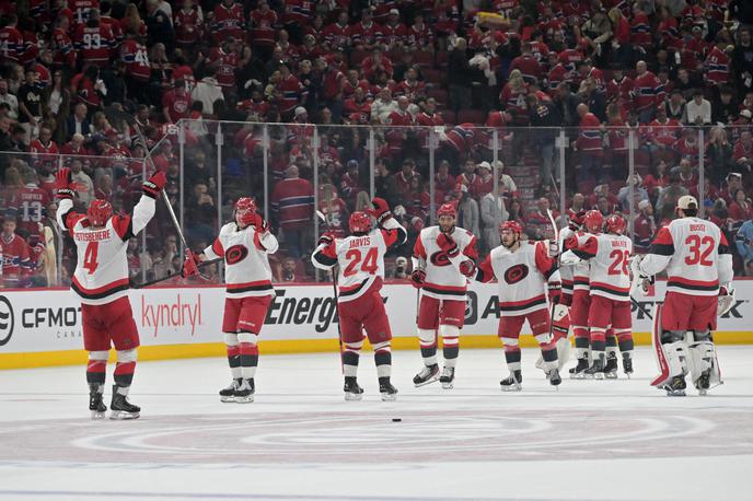 Carolina Hurricanes | Carolina Hurricanes so zmagali po podaljšku. | Foto Reuters