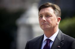 Bratuškovi priljubljenost upadla, na vrhu še vedno Pahor