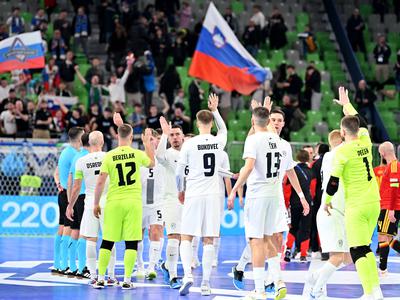 V živo: Sanjski začetek Slovenije, a Belorusija se je vrnila