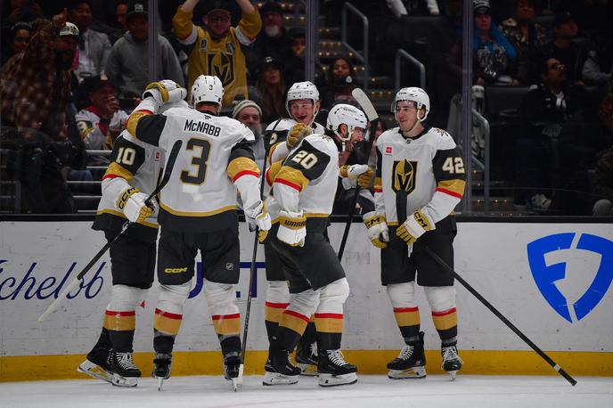 Vegas Golden Knights | Vegas je ostal brez izbora v drugem krogu letošnjega nabora, trener John Tortorella pa bo moral plačati globo v višini 100.000 dolarjev (86.000 evrov). | Foto Reuters