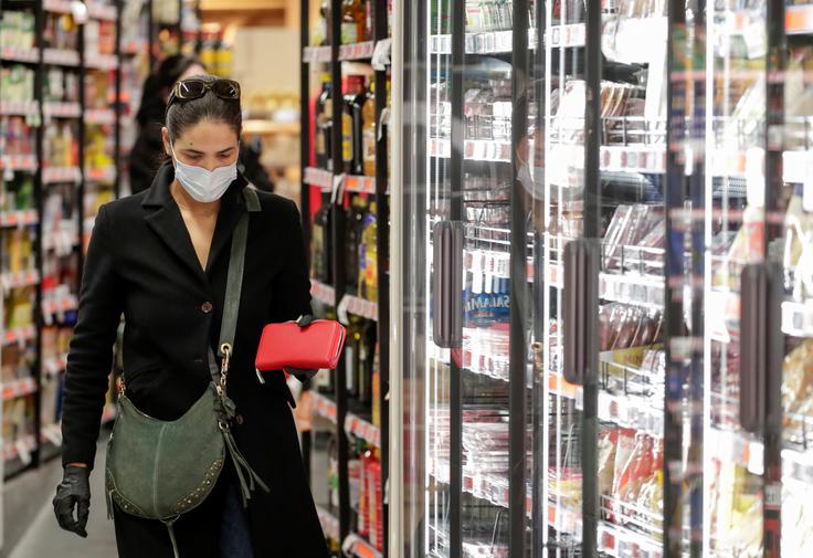 Če morate v trenutnih razmerah nujno v Italijo, ne pozabite preveriti, kakšni ukrepi in omejitve gibanja veljajo na ravni dežele, v kateri je izbrana destinacija. | Foto: Reuters