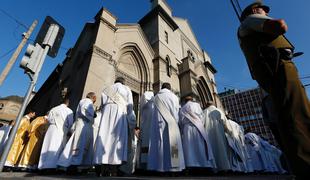 Irski volivci podprli dekriminalizacijo bogokletja