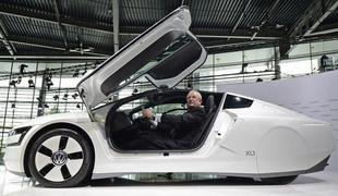 Volkswagen z milijardnimi naložbami napovedal vzpon na avtomobilski vrh