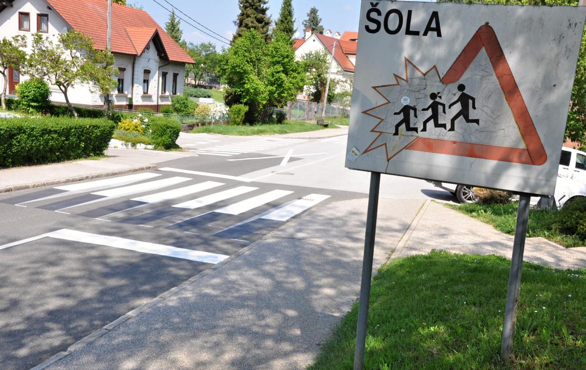 Varna pot v šolo | Nov spletni portal Varne šolske poti omogoča vnašanje nevarnih točk šolam in občinam ter pregled varnih poti staršem in otrokom. | Foto STA