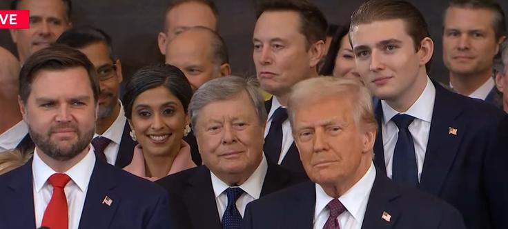 Melanijin oče Viktor Knavs in sin Barron Trump | Foto: PBS/Zajem zaslona