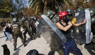 Čilski študenti so se spopadli s policijo