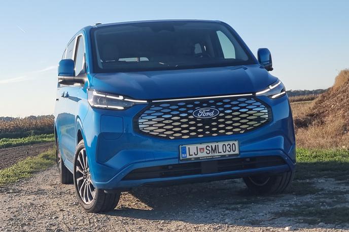 Ford e-tourneo custom kombi | Foto Gregor Pavšič