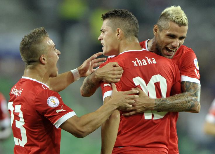 Številni priimki reprezentantov Švice niso nič kaj švicarski. | Foto: 