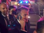 Emmanuel Macron, mobitel, poklical Donalda Trumpa sredi New Yorka