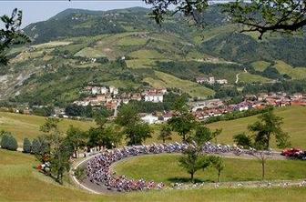 Menčov odbil napade tekmecev 