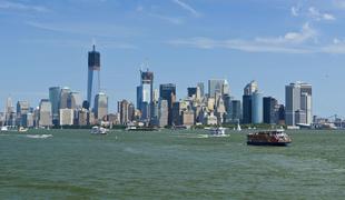 Beg milijonarjev iz New Yorka. To je znano.