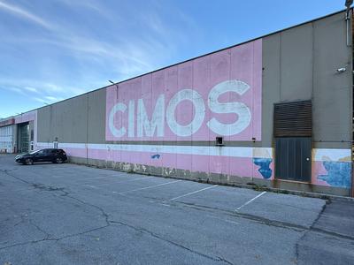 Družba Iva Boscarola od družbe Cimos odkupila industrijski kompleks v Senožečah