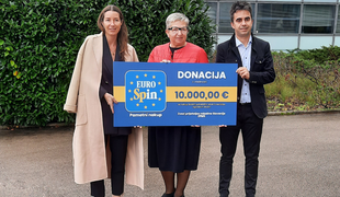 Eurospin Zvezi prijateljev mladine Slovenije doniral deset tisoč evrov za nakup šolskih potrebščin otrokom iz socialno ogroženih družin