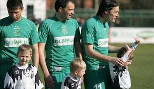 Dobri, nedolžni in zli v slačilnici Olimpije?