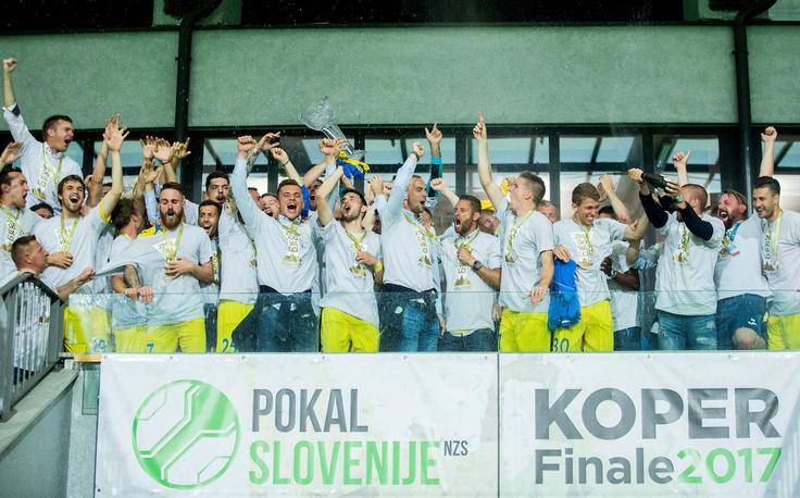 V pokalnem tekmovanju, ki so ga v sezoni 2016/17 osvojile Domžale, se obetajo spremembe na področju kaznovanja igralcev zaradi kartonov. | Foto: Vid Ponikvar