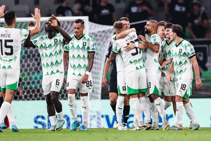 Olimpija je tik pred reprezentančnim premorom doma nadigrala Muro s 4:0. | Foto: www.alesfevzer.com