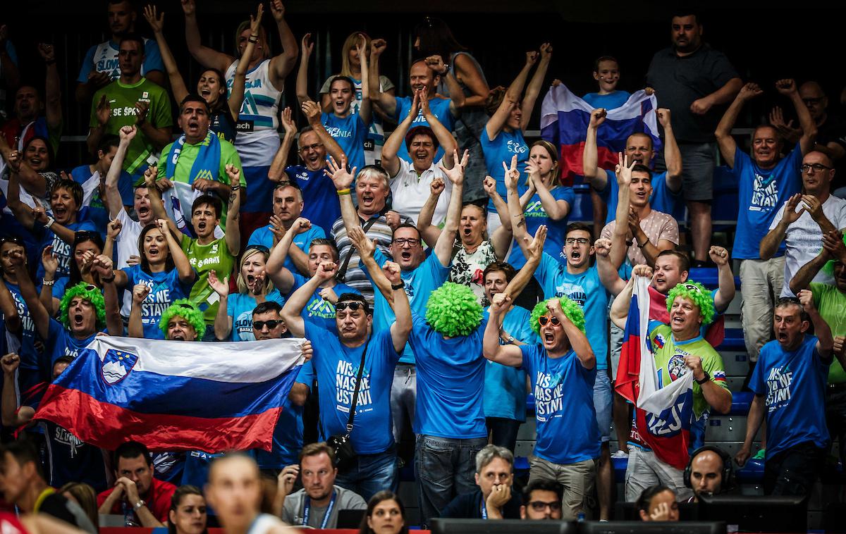 EuroBasket2019: Slovenija - Turčija | Slovenke so ob podpori približno 300 slovenskih navijačev na tribunah dvorane Čair pokazale veliko srčnosti, borbenosti, predvsem pa hrabrosti in zbranosti.  | Foto Vid Ponikvar