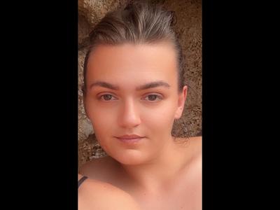 V požaru pri Omišu umrla 34-letnica, ki je tja prišla na sezonsko delo