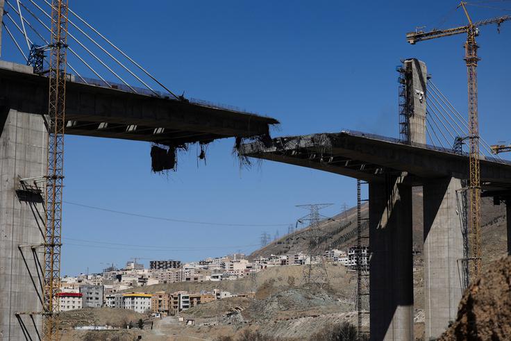 most B1, Iran | Foto: Reuters
