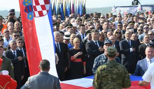 Na Hrvaškem slavijo Nevihto, Vučić pa jo primerja s holokavstom