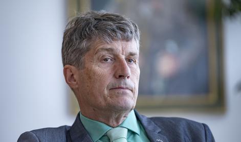 Sajovic: Višina obrambnih izdatkov ni neposredno povezana z nakupom vozil patria