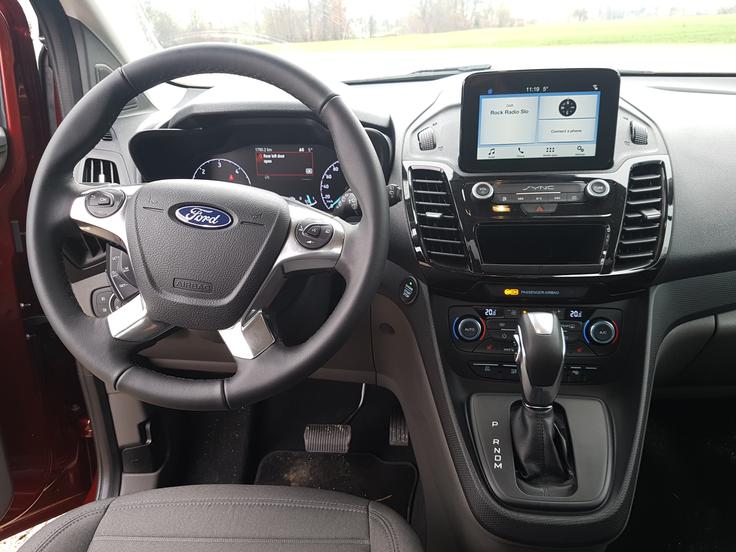 Ford transit tourneo | Foto: Gregor Pavšič