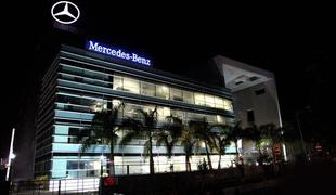 Mercedes bo svoje avtomobile prodajal prek interneta