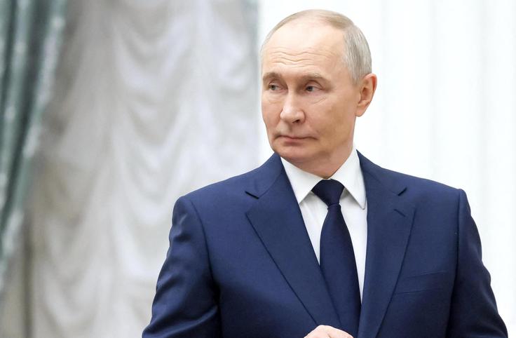 Ruski predsednik Vladimir Putin pa je od vlade in centralne banke letos že dvakrat zahteval, naj pospešita gospodarsko rast in hkrati najdeta razloge, zakaj rast ruskega BDP upada. | Foto: Reuters