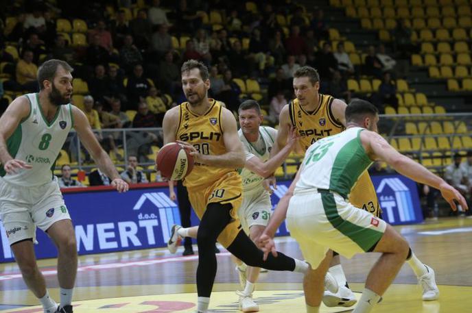 Split : Krka | Krko je na gostovanju pri Splitu Zorana Dragića vknjižila sploh prvo zmago v ligi ABA v tej sezoni. | Foto Split/Ivica Cavka