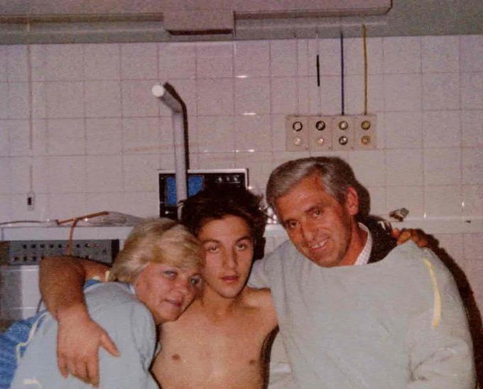 Fotografija s klinike v Brnu, kjer je "dobil" novo življenje | Foto: Osebni arhiv
