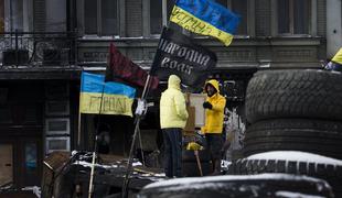 Nekdanji predsednik: Ukrajina je na robu državljanske vojne (video)