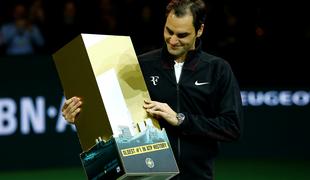 Federer se ne ustavlja: z novo zmago je postal najstarejša številka 1!