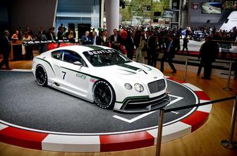 Bentley na avtosalonu Pariz 2012
