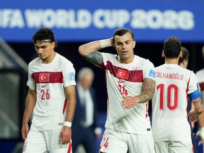 Hud udarec za Turke, brazilska veselica, ekspresni gol Maročana, Američani proslavljajo