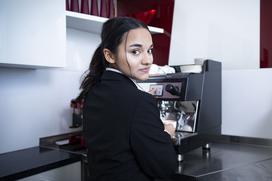 CPI, poklici, strežba, Nina Horvat