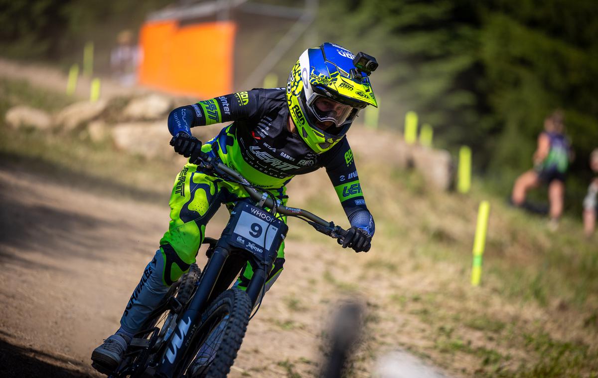Monika Hrastnik | Monika Hrastnik je v kvalifikacijah napovedala zanimivo sobotno tekmo v spustu. | Foto Grega Stopar/AON Racing - Tourne Campervans