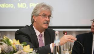 Kirurg Igor Gregorič o nadzoru v UKC Ljubljana: Deli dokumentacije so celo ponarejeni