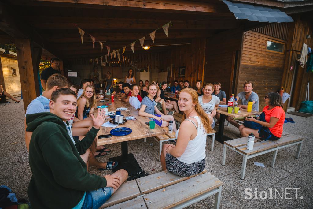 Kamp Menina