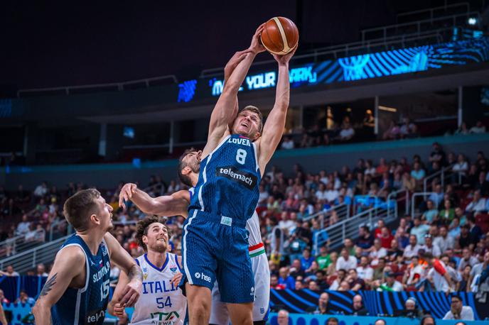 Edo Murić slovenska košarkarska reprezentanca | Slovenski košarkarji se bodo danes ob 20.00 v Rigi z Nemčijo pomerili za polfinalno vstopnico. | Foto FIBA