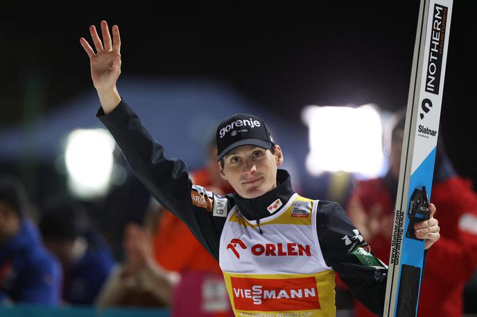 Domen Prevc | Domen Prevc se v Klingenthalu odlično znajde. | Foto Reuters