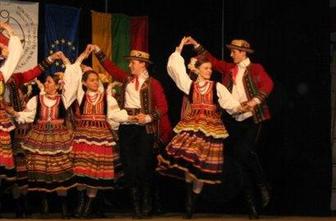 Četrtič mednarodni folklorni festival SloFolk