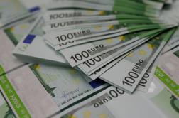 Državni proračun z 1,4 milijarde evrov primanjkljaja