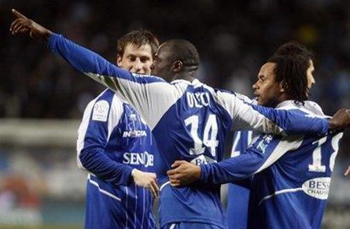 Rennes pri Auxerru remiziral 